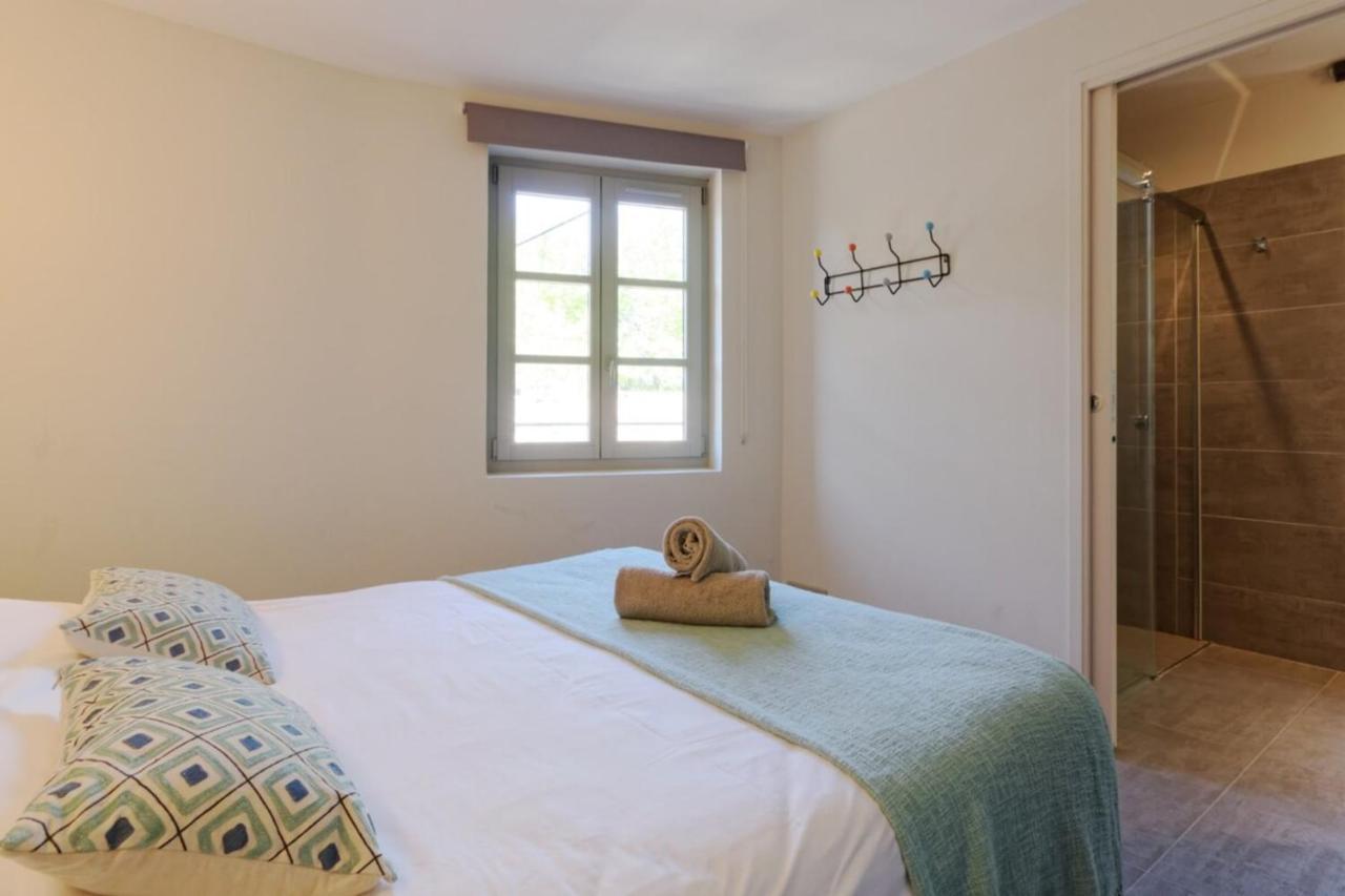 Private Furnished Apartment With All Comfort Has A Garden In A Green Space Meyreuil Dış mekan fotoğraf