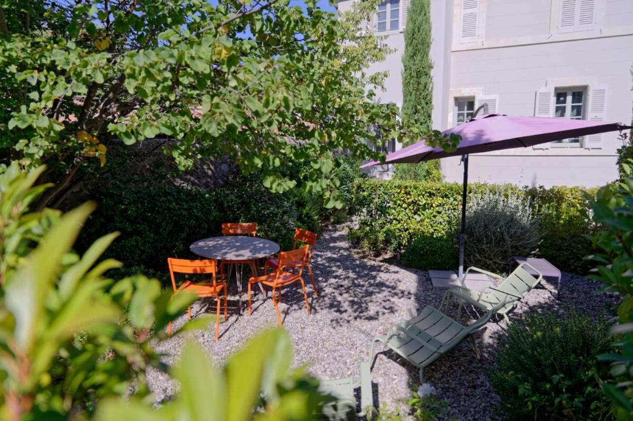Private Furnished Apartment With All Comfort Has A Garden In A Green Space Meyreuil Dış mekan fotoğraf
