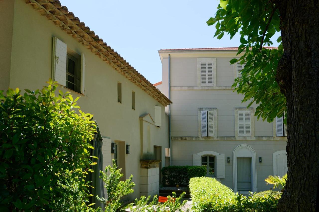 Private Furnished Apartment With All Comfort Has A Garden In A Green Space Meyreuil Dış mekan fotoğraf